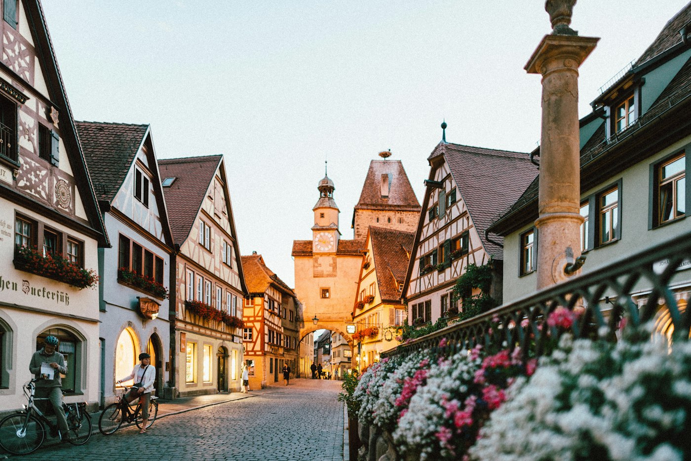 A European lakeside town
